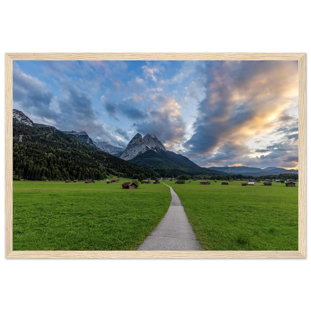 ```
Waxensteine im Abendlicht – Fine-Art-Poster mit Holzrahmen, Werdenfelser Land, Bayern | Meine Berg, mei Dahoam Christina Bauer Photos
```