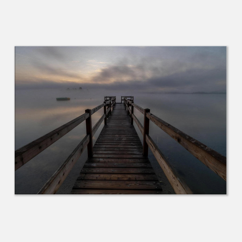 Leinwandbild Staffelsee mit Holzsteg und herbstlicher Nebelstimmung, Oberbayern